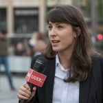 Interview mit einer journalistin über faktenchecks im netz und den kampf gegen misinformation